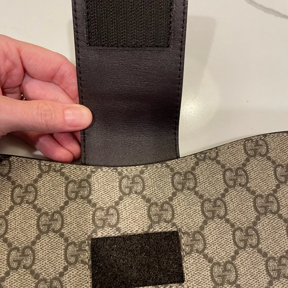 GUCCI Beige/Brown GG Coated Canvas iPad Case